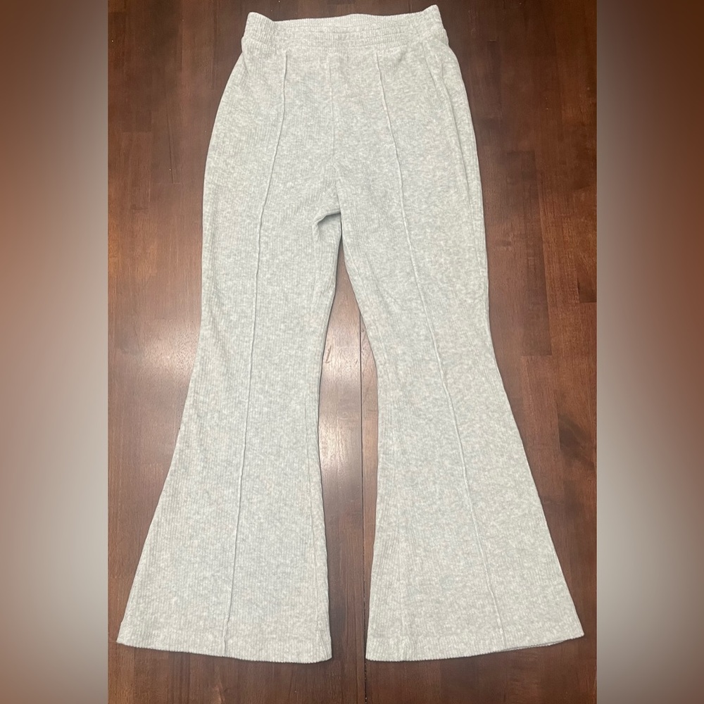 Aerie grey flare leggings
